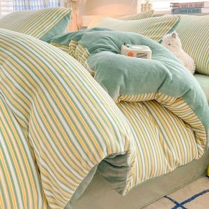 Kiss Dear | Winter Coral Velvet Flannel Bed Set