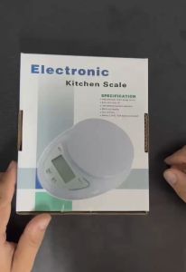 Cân điểu tử tiểu ly nhà bếp