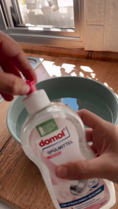 Nước rửa chén bát Domol Balsam 500ml hòa tan dầu mỡ cứng đầu hiệu quả sạch bóng Hàng Chính Hãng Đức