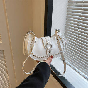 Cool Fashionable Rivet Motorcycle Bag Moon Shape Single Shoulder Crossbody Bag Vintage Versatile Underarm Bag 2023 New Arrival