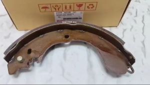 Brake Shoe Grand Max Polos Kampas Rem Belakang Grand Max Luxio 04495-BZ100