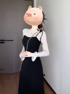 French Elegant Bell Sleeve Dress Unique Style Not Repeating Trendy A-Line Silhouette Long Sleeve round Neckline Slim Fit Gown