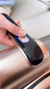 Portable wireless dust removal device suitable for beds sofas blankets carpets and pet dust removal vacuum cleaners.