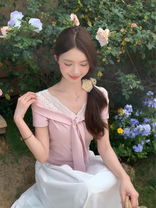 qiaocong | Design Sensitivity Small Crowd Lace V-Neck Short Sleeve T-Shirt Slimming Summer Vacation Style