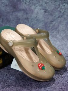 Summer Jelly Hole Shoes Womens 34 Small Size Thick Sole Work Soft Bottom Nurse Shoes Beach Slippers 40 Large Size Sandals