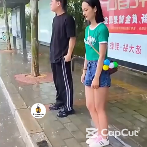 Jas Hujan Gantungan Portable Bola dengan Gantungan Kunci warna warni Jas Hujan Murah Sekali Pakai Praktis