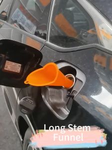 2PCS Car Refueling Multi-Function Plastic Long Neck Oil Funnel for Change Oil Universal 2 In 1 Plastic Funnel Car Motorcycle Refueling Longer Filter Funnel Gasoline Engine Oil Embudo