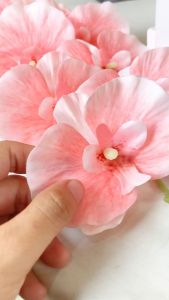 ANGGREK OMBAK / CATTLEYA ARTIFICIAL FLOWER / BUNGA ANGGREK BULAN 3D / BUNGA ANGGREK SUTRA 9 KUNTUM / ARTIFICIAL ORCHID FLOWER / PROPERTI DEKORASI / BUNGA ANGGREK RENDA ARTIFICIAL T96CM PREMIUM