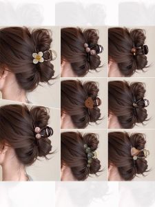 Pearl Design Hair Claw Clip Womens Stylish Medium Size Shark Clamp Back of Head Bun Hair Accessories Korean Style Fashion
