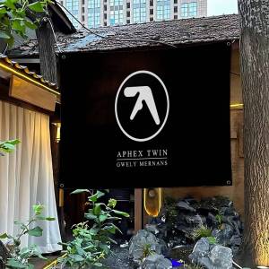KULECHAOWAN | Classic Singer A-Aphex T-Twin Retro Flags Multiple Choice Living Studio Booth Interior Decoration Banner