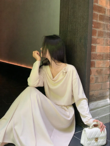ALOHA LU | Bộ Đồ Hai Mảnh Phong Cách Pháp Elegance Kiểu Dáng Floral Drape Neck Cho Phụ Nữ Mùa Xuân