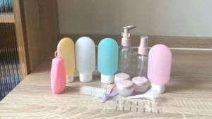 (BUY 1 TAKE 1)11PCS PORTABLE REFILLABLE OUTDOOR TRAVEL KIT 60ML SQUUZE COSMETIC SILICONE TRAVLEL SUB -BOTTLING BOTTLE SET