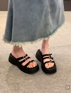 🚚จัดส่งจากไทย-แตะแพลตฟอร์ม ส้นกลาง หนัง PU แต่งสายรัดข้อเท้า แบบบาง แฟชั่นฤดูร้อน สําหรับผู้หญิง