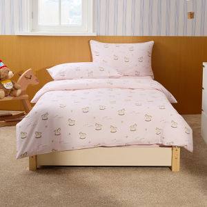 ชุดผ้าห่มเด็กลายการ์ตูนฤดูหนาว 4 ชิ้น ผ้าฝ้ายแท้ เส้นใยขนแกะที่อบอุ่นและหนาขึ้น อุปกรณ์เสริมเตียงสำหรับฤดูหนาว ชุดผ้าห่มเด็ก ชุดผ้าห่มเด็ก