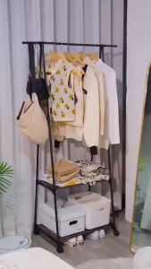 RAK YUMI TRIANGLE GANTUNGAN BAJU MINIMALIS: Serbaguna 2 Tingkat Dengan 4 Roda Stand Hanger Modern