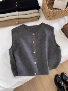 French Style Sleeveless Knitted Open Cardigan Outerwear Womens Autumn Winter Fashion Design Vintage Small Gold Button Apricot Vest Top