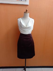 midi dress wanita putih hitam M cewek MEWAH bodycon kutung vneck kerja