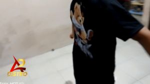 Kaos Anak Distro Laki Laki Tanggung Umur 5-14 Tahun Karakter Anime Gojo Satoru Jujutsukaisen Kaos Anak gambar labubu Teddy Bear Luffy Ukuran Tanggung 5-14 Tahun superboys10/ BAJU KAOS ANAK5-14TAHUN TEDDY BEAR SERIES 1 BAHAN KATUN ADEM