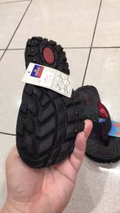 Sandal Gunung Adventure Hitam Weidenmann: Pilihan Terbaik untuk Aktivitas Outdoor Dewasa