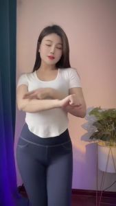 PROMO 5.5 Atasan Wanita Crop Top Square Neck Oval 6025