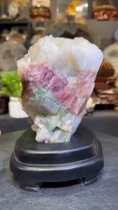 Raw water melon tourmaline with base💯天然高品原矿水晶 ➡(旺夫石) 🍉碧玺 💯天然色西瓜果肉色彩    🆓附送: 特制实木底座