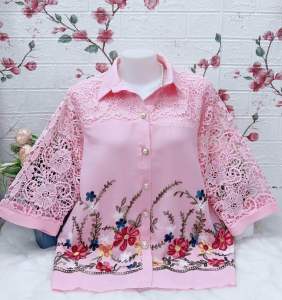 เสื้อลูกไม้งานปักผ้าฝ้ายผสมลินินอก38-42นิ้วอก44-46นิ้วด้านหลังเป็นผ้าพื้นเนื้อผ้าดีใส่สบาย