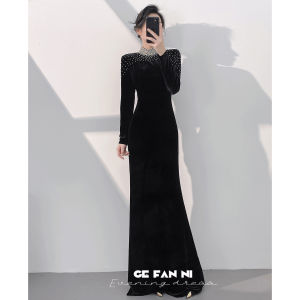 Elegant Black Velvet Mermaid Evening Gown