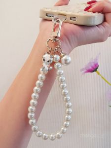 Durable Short Pearl Cat Pendant Wrist Chain for Women Fashionable Mobile Phone Strap with Diamond Jewelry Universal Phone Case Anti-Loss