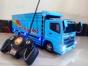 Mainan Mobil Truk Lintas Pulau Miniatur trek Hino 500 Rc