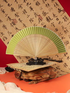 พัดกระดาษปีกพับสไตล์จีนโบราณ พัดผ้าไหม วัสดุพื้นผิว พัดลมมือ งานฝีมือดั้งเดิม สไตล์ใหม่ วัสดุกระดูกไหปลาร้า