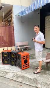 Loa Kéo Karaoke Nghe Nhạc S89 Pro Có SUB 34 Đường Tiếng - 2 Bass 25cm Công Suất 700W Hát Karaoke Cực Hay Kèm 2 Micro Bảo Hành 12 Tháng