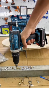 Máy khoan pin Makita 3 chức năng - máy bắn vít 3 chức năng bắn vít khoan sắt - tặng kèm 24 chi tiết