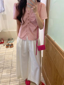 เสื้อเชิ้ตคอวีแขนสั้นผู้หญิงทรงหลวมสไตล์ฝรั่งเศสฤดูร้อน ทรงเข้ารูป ดีไซน์เก๋ไก๋ ลำลอง สวมใส่สบาย เสื้อเชิ้ตผู้หญิง