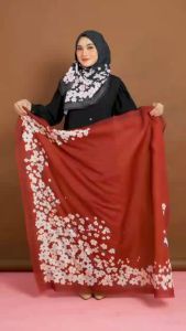 Terbaru BISA COD / Akasia Scarf by ARRAFI / Hijab Segi empat Motif Bunga Akasia / Kerudung Segi4 Voal Adem