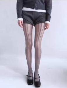 Tất Lưới Hoa Văn Sọc Độc Đáo Phong Cách Retro Ôm Chân Gọn Gàng Tôn Nét Nữ Tính Và Cá Tính Dành Cho Mọi Người