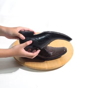 Sepatu Pantofel Pria Tali Model Wingtips Kulit Sapi  Berkualitas  M9012 HITAM