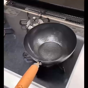 กระทะทรงลึก 20cm กระทะเหล็ก กะทะ กระทะเหล็กก้นลึก ไม่เคลือบ กระทะนอนสติ๊ก มือตอกโดยไม่ต้องเคลือบ ผัดกระทะสําหรับโรงแรม