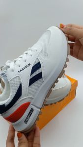 Sepatu Sneakers Fashion Kasual Wanita Sport Shoes Korea Import Premium