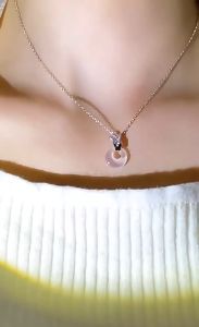 【Pharaoh🎀COD】Kalung Kupu-kupu Lingkaran Gaya Cina Rantai Tulang Selangka Berlian Imitasi Berlian Imitasi yang Indah