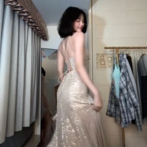 Elegant Sequin Evening Dress Fashionable Personality V-neck Strap Long Skirt High-quality Mid-summer Party Gown Ladylike Style