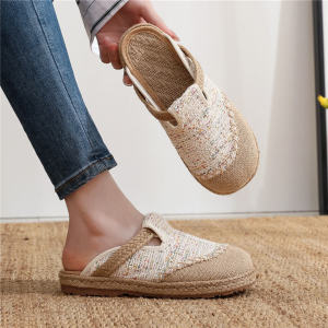 Old Beijing Cloth Shoes Womens Summer New Arrival Cotton Slippers Closed Toe Simple Outdoor Linen Sandals Flat Heel Straw Woven Ethnic Style