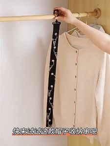 Gantungan Topi Dinding Multifungsi: Solusi Praktis untuk Kantor