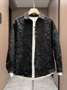 Spring and Summer New Arrival: Embossed Jacquard Thin Shirt