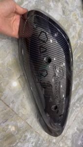 Ốp pô/ che pô/ vĩ pô màu Cacbon xe SH Mode đời 2020- trở đi.