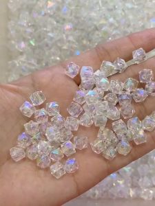 Gói 100gram hạt vuông có góc trắng cừ lấp lánh khoảng 350 hạt hạt cườm thủ công