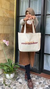 (BISA COD) Totebag Aesthetic Quotes Kanvas Tebal Premium Broken White Nudie Bags Penutup Resleting