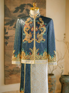 Elegant Chinese Wedding Groomsmen Costume Mens Tang Suit Style Dragon And Phoenix Quilted Long Sleeve Embroidered Traditional Chinese Wedding Dress