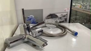 [HCM]Sales 40% Vòi sen nóng lạnh Caesar KAG-S325 Sales giá tốt chất lượng tốt Vòi sen tắm Caesar