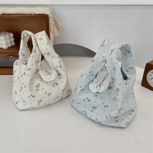 Summer High Aesthetic Value Handbag Fashionable Lunchbox Bag Portable Mommy Wrist Bag Soft Polyester Material Floral Pattern