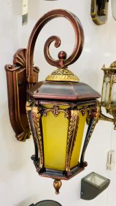 Đèn gắn cột sân vườn vách ngoài trời - kèm bóng - có màu đồng và màu đen